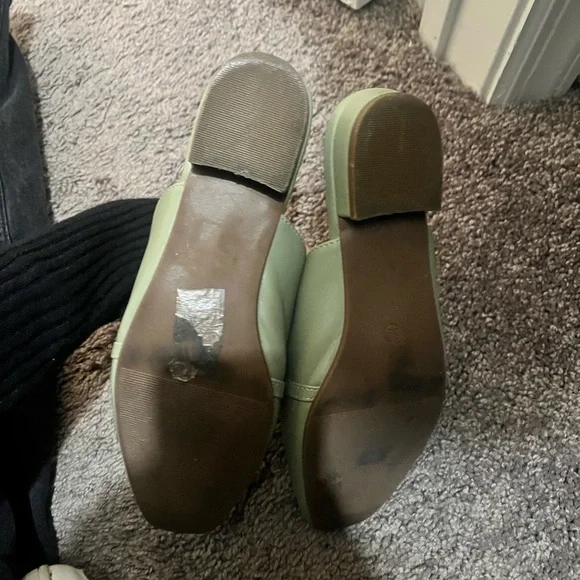 Light green mules - Picture 7 of 8